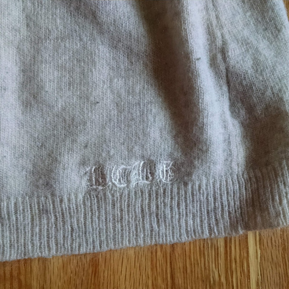 BCBGMAXAZRIA sweater size L - Picture 7 of 9